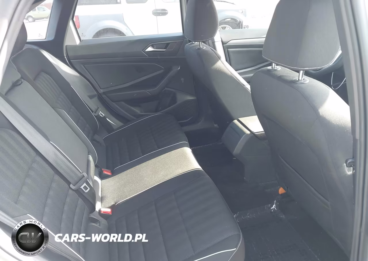 2023 Volkswagen Jetta 1.5T Sport VIN:3VWBM7BUXPM010965 - 8