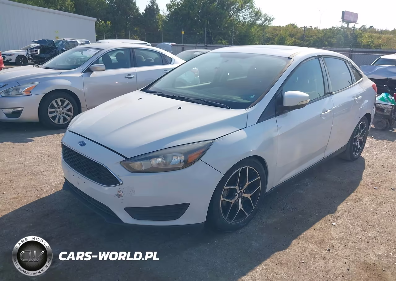 2017 Ford Focus Sel VIN:1FADP3H21HL257527 - 2