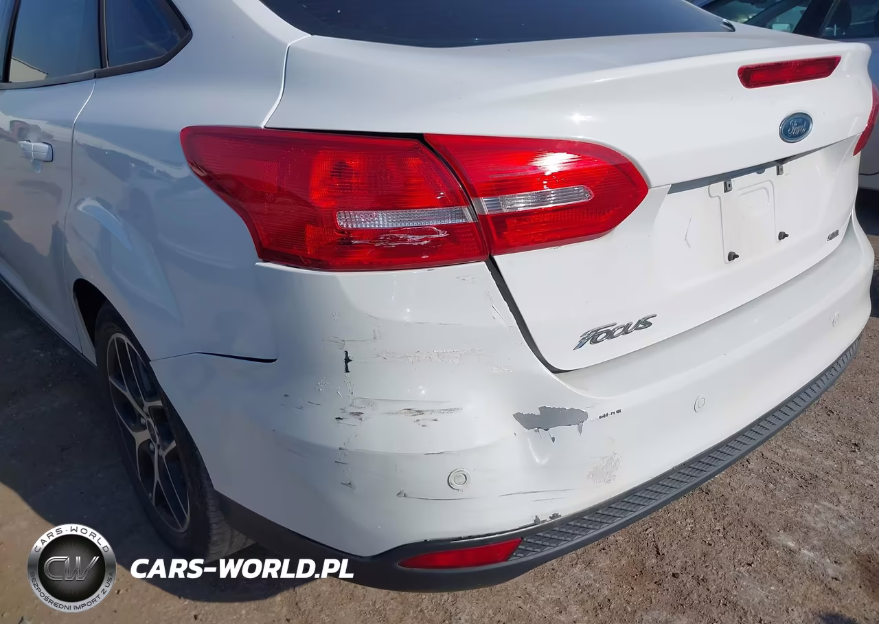 2017 Ford Focus Sel VIN:1FADP3H21HL257527 - 6