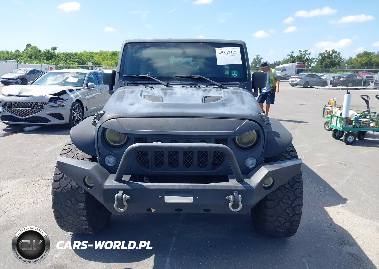 2014 Jeep Wrangler Unlimited Sport VIN:1C4HJWDG4EL113613 - 12