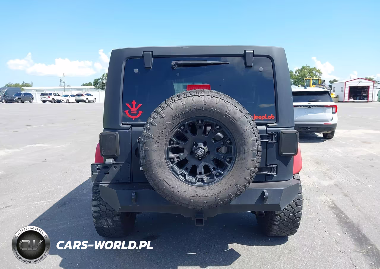 2014 Jeep Wrangler Unlimited Sport VIN:1C4HJWDG4EL113613 - 16