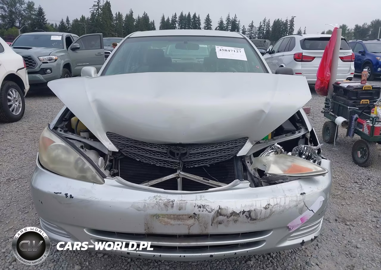 2003 Toyota Camry Le VIN:JTDBE32K630161144 - 12