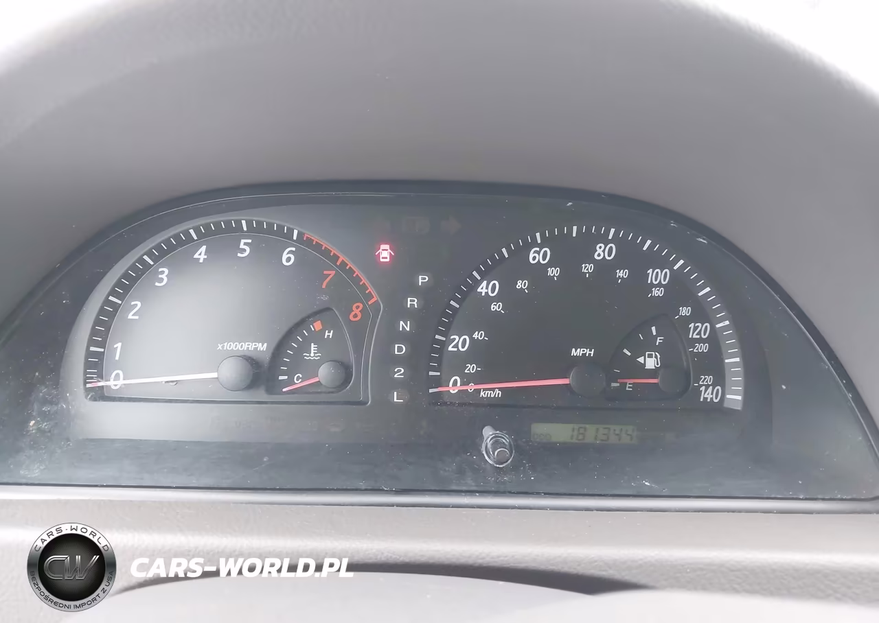 2003 Toyota Camry Le VIN:JTDBE32K630161144 - 7