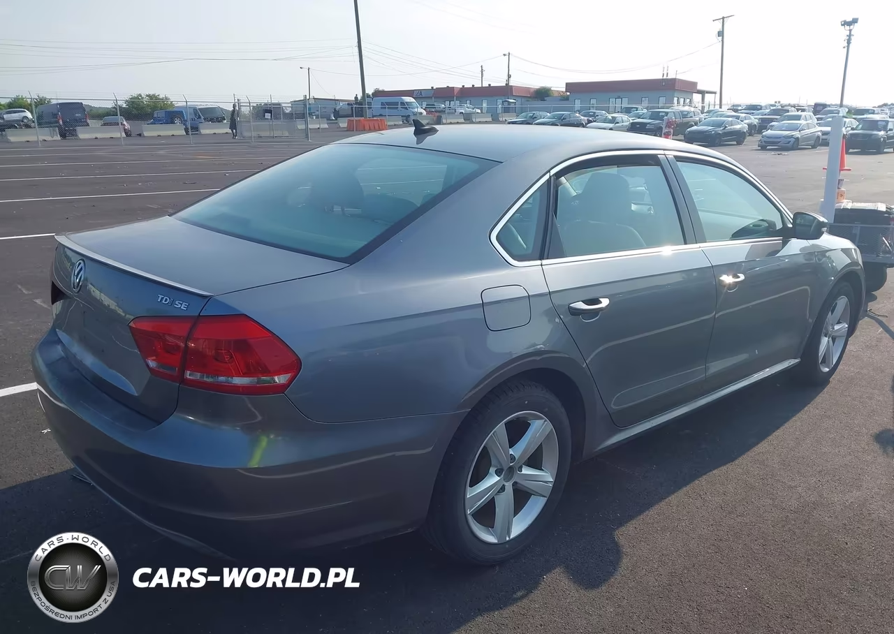 2013 Volkswagen Passat 2.0L Tdi Se VIN:1VWBN7A31DC012753 - 4