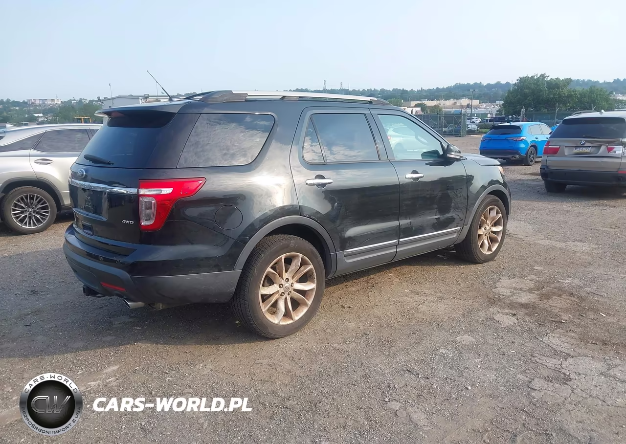 2011 Ford Explorer Xlt VIN:1FMHK8D88BGA72047 - 4