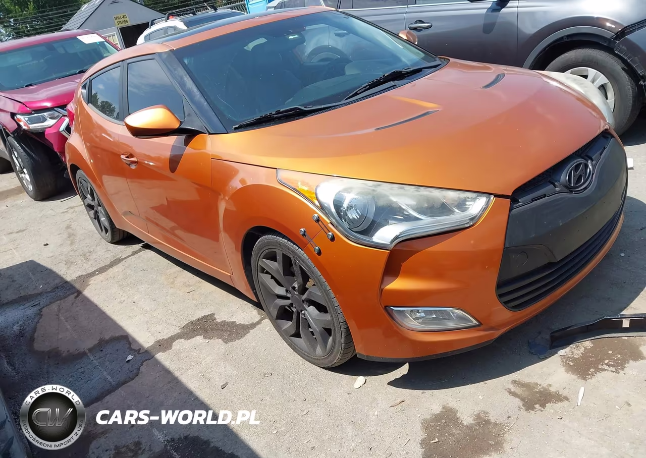 2013 Hyundai Veloster Base W-Black – zdjęcie 1 z 11