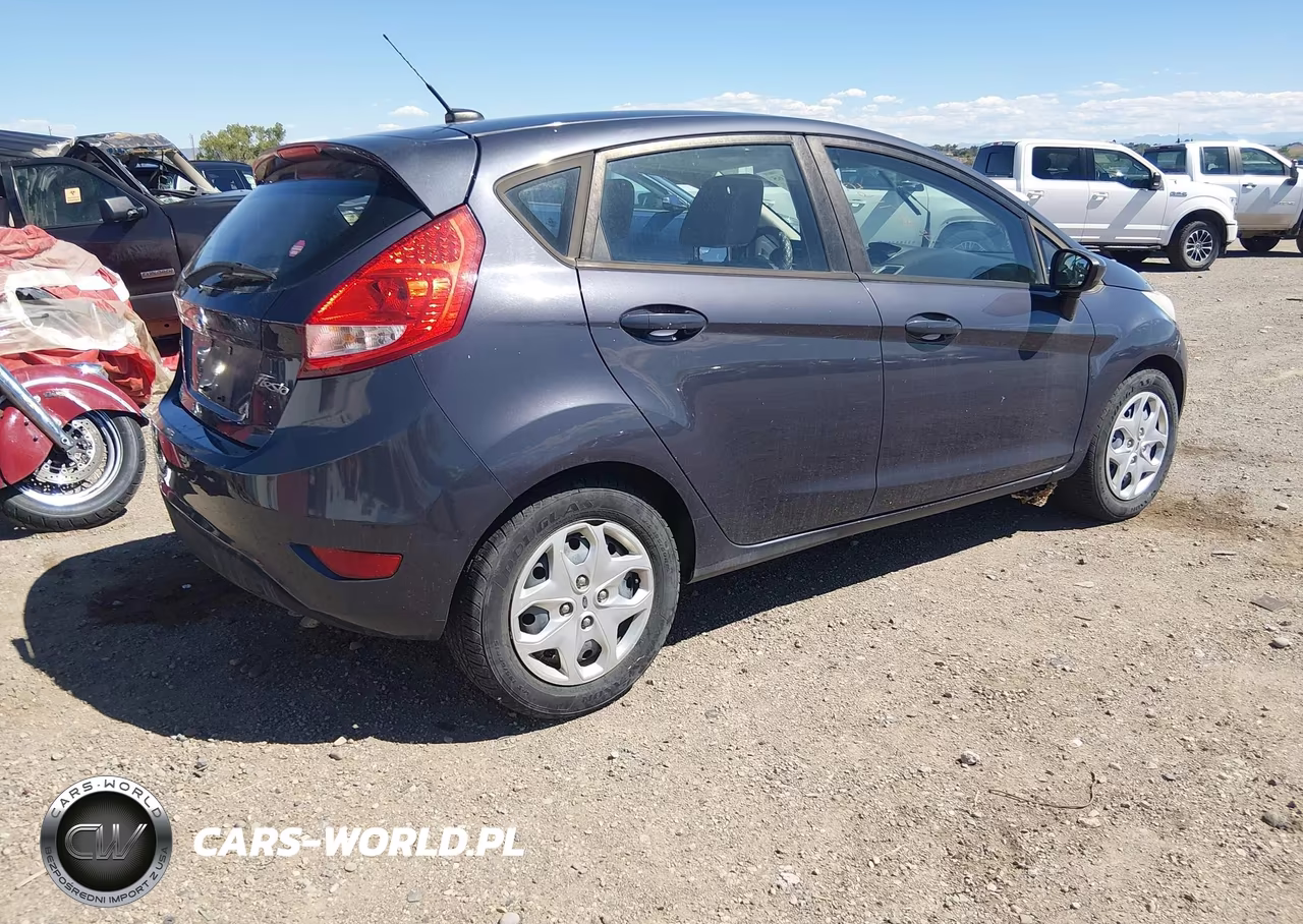 2012 Ford Fiesta Se VIN:3FADP4EJ6CM118339 - 4