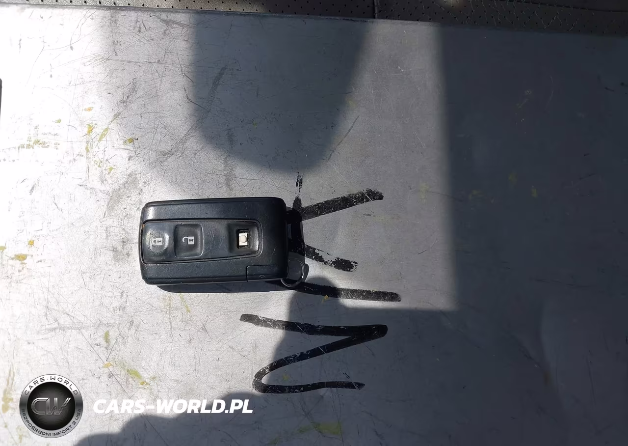 2007 Toyota Prius VIN:JTDKB20U477613855 - 10