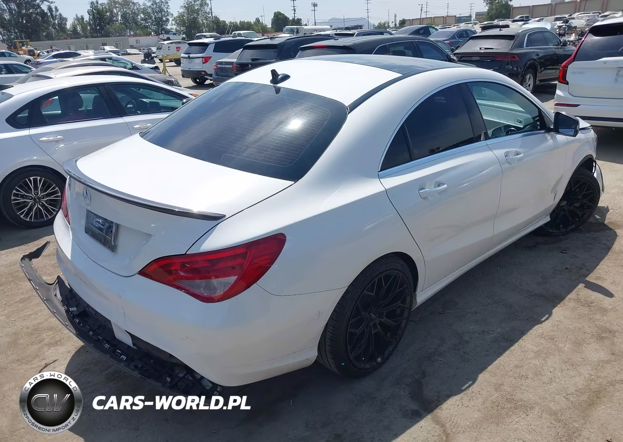 2019 Mercedes-Benz Cla 250 VIN:WDDSJ4EB9KN749446 - 4