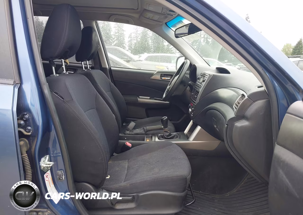 2011 Subaru Forester 2.5X Premium VIN:JF2SHADC2BG728622 - 5