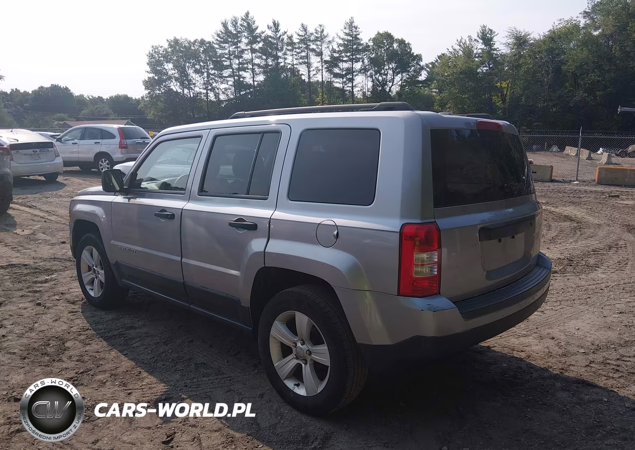 2014 Jeep Patriot Sport VIN:1C4NJRBB8ED886316 - 3