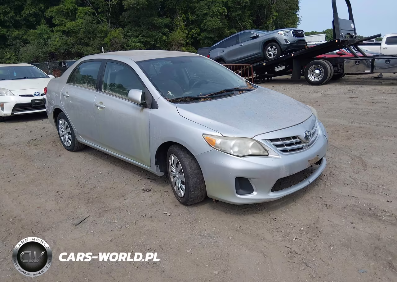 2013 Toyota Corolla Le – zdjęcie 1 z 16