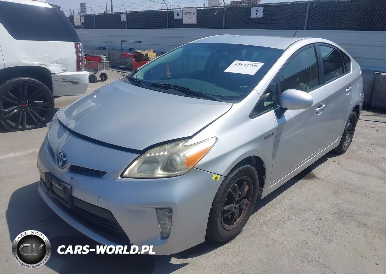 2015 Toyota Prius Two VIN:JTDKN3DU0F1926698 - 6