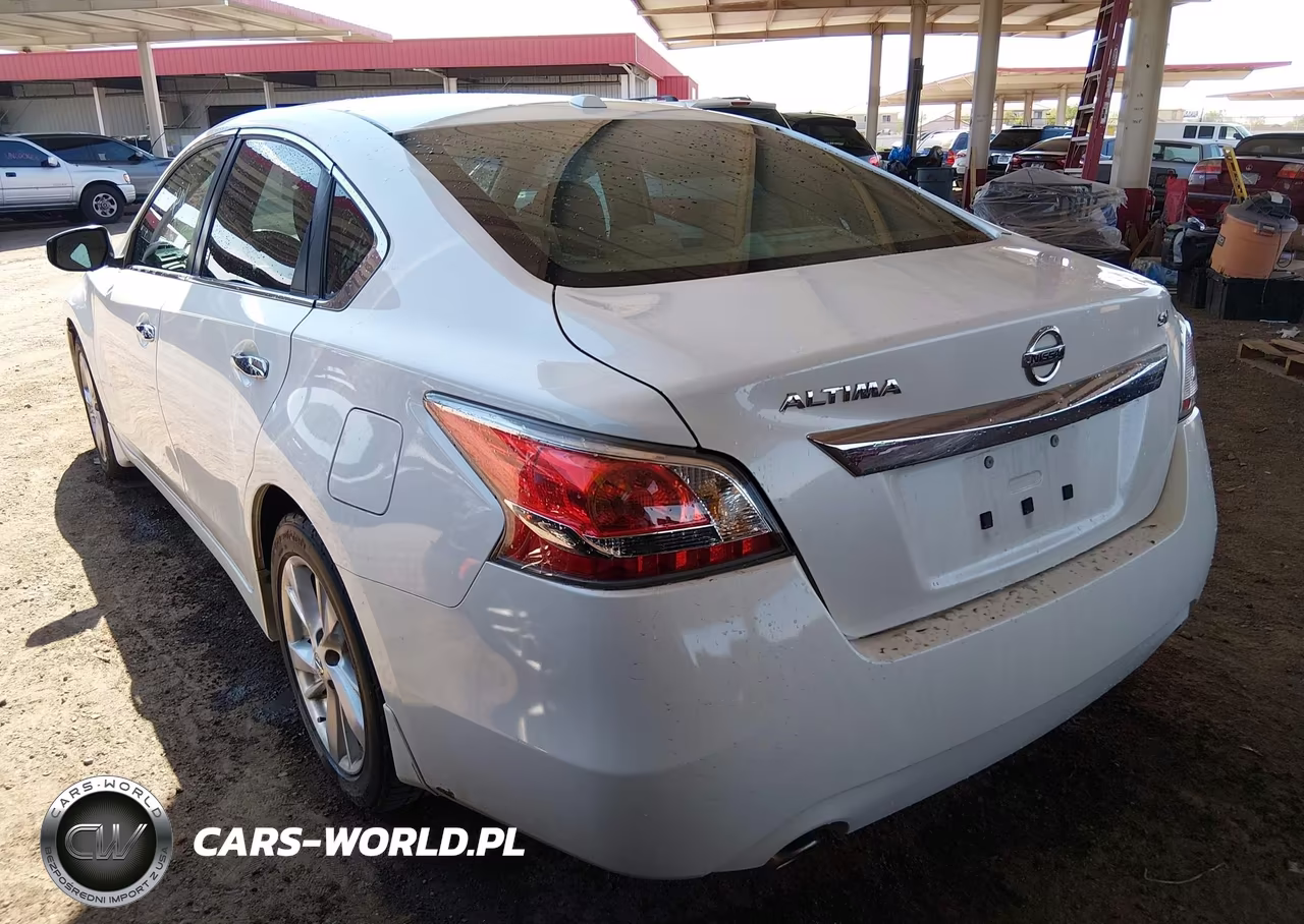 2015 Nissan Altima 2.5 Sv VIN:1N4AL3AP4FC272671 - 3
