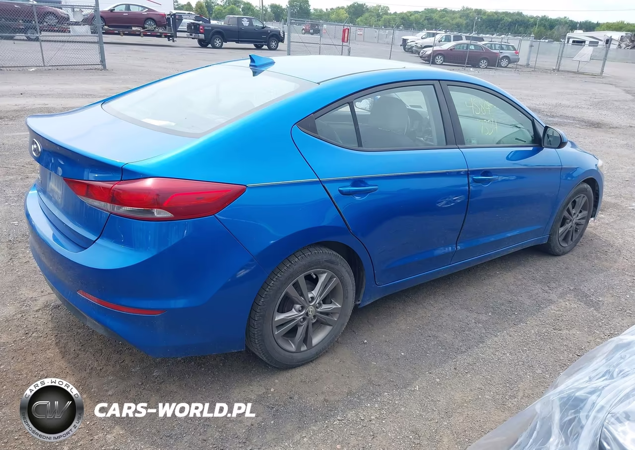 2017 Hyundai Elantra Se VIN:5NPD84LF8HH130849 - 4