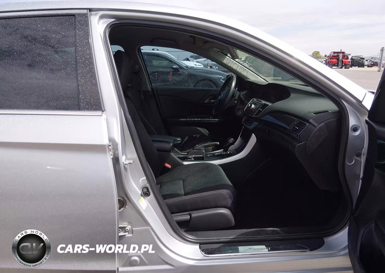 2015 Honda Accord Sport VIN:1HGCR2F55FA139398 - 5
