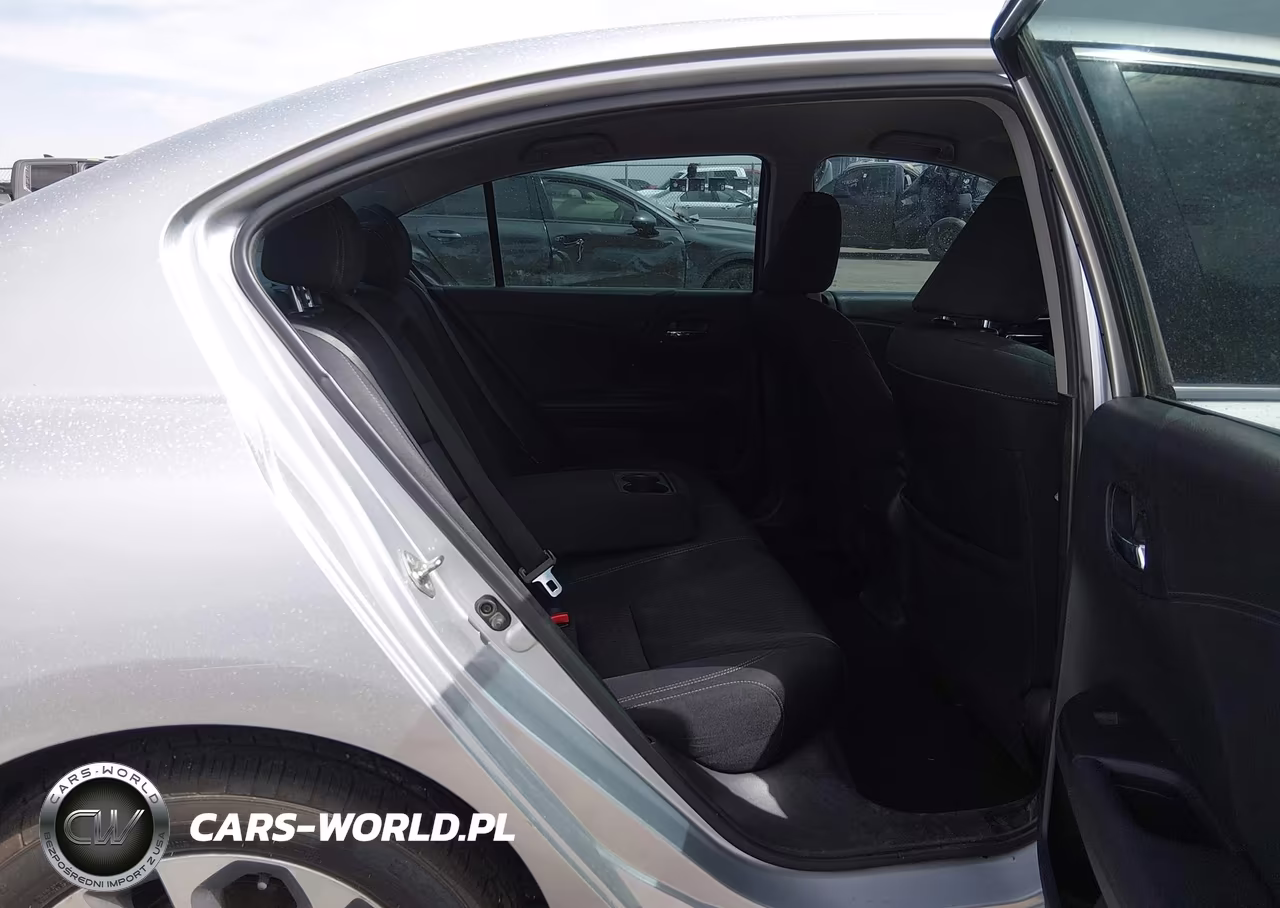 2015 Honda Accord Sport VIN:1HGCR2F55FA139398 - 8
