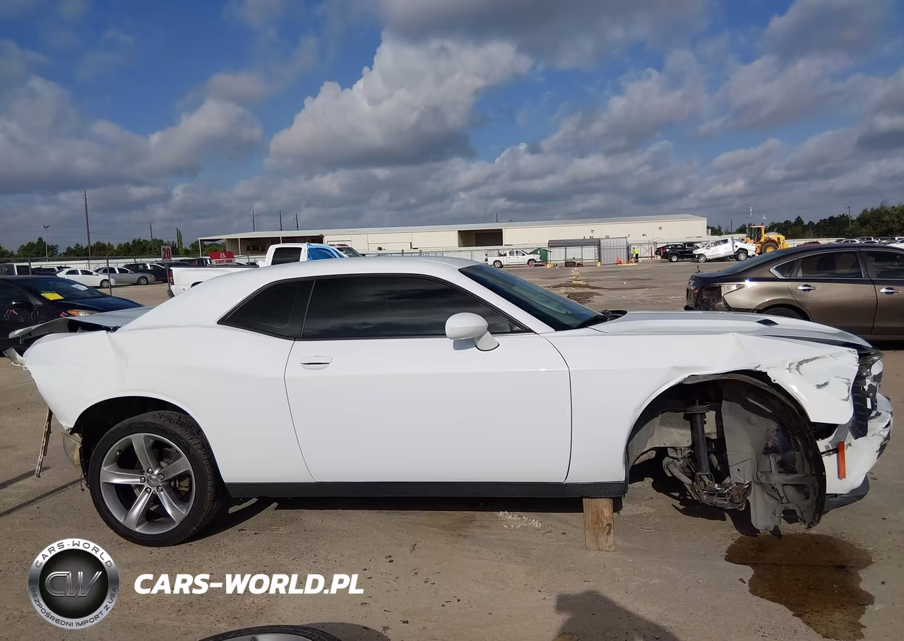 2015 Dodge Challenger Sxt VIN:2C3CDZAG6FH723622 - 14
