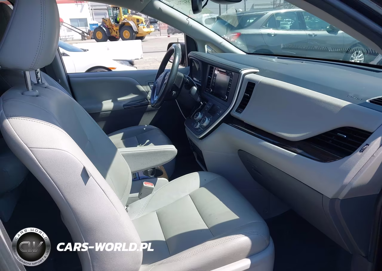 2020 Toyota Sienna Xle VIN:5TDYZ3DC4LS064008 - 5