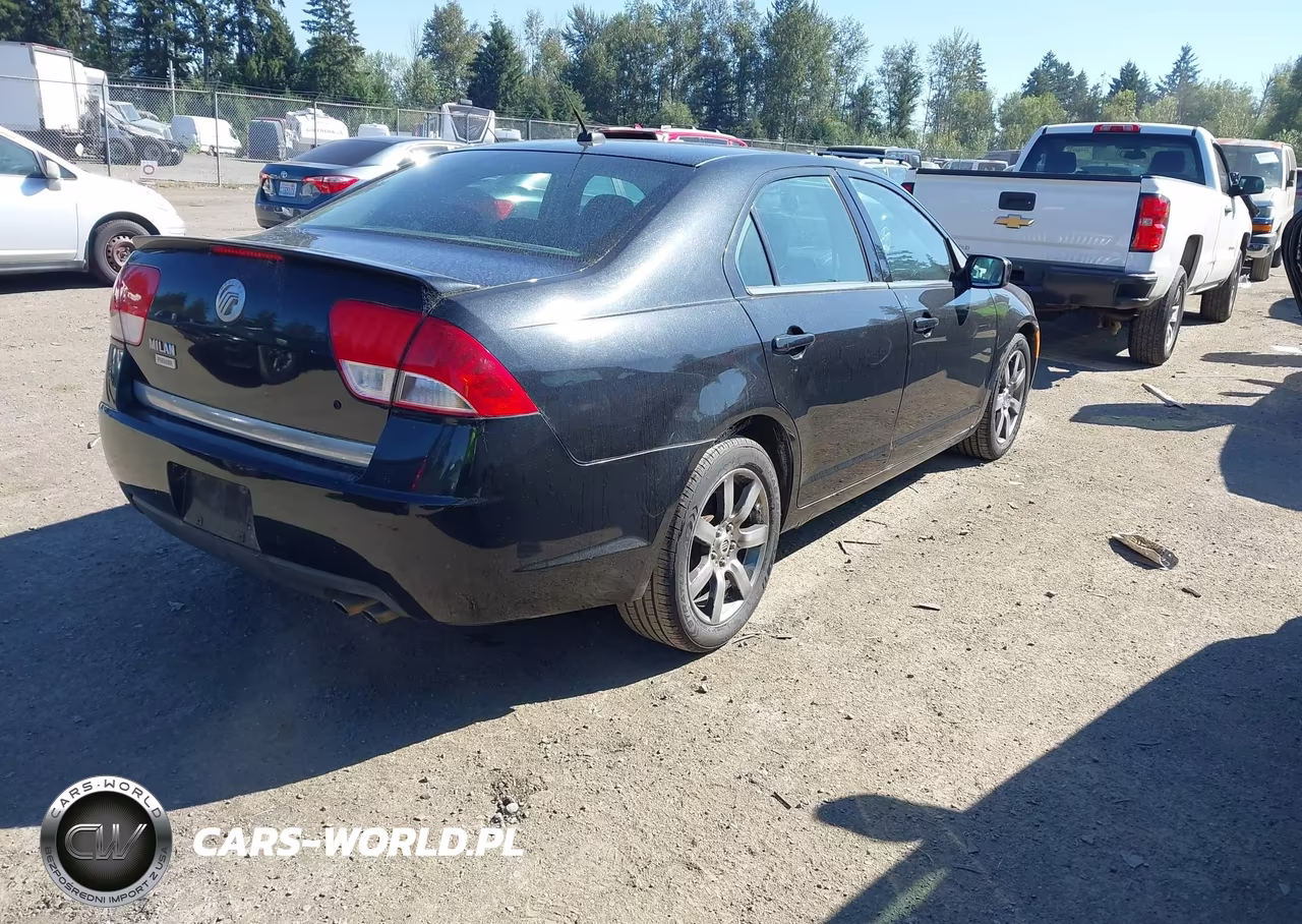 2010 Mercury Milan Premier VIN:3MEHM0JA8AR600652 - 4