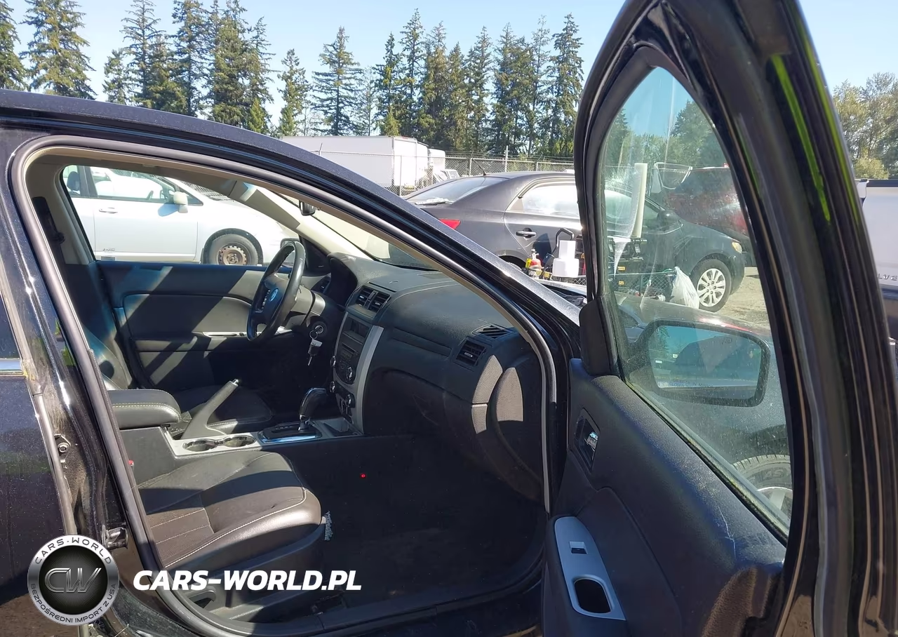 2010 Mercury Milan Premier VIN:3MEHM0JA8AR600652 - 5