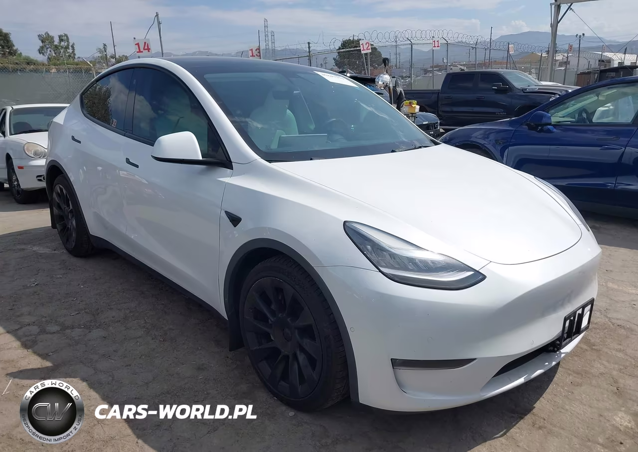 2021 Tesla Model Y Long Range Dual Motor All-Wheel Drive – zdjęcie 1 z 18