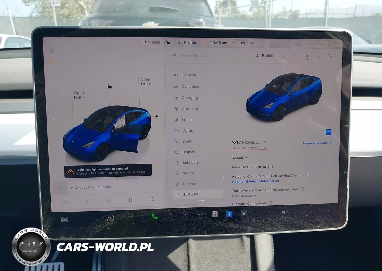 2022 Tesla Model Y Performance Dual Motor All-Wheel Drive VIN:7SAYGDEF2NF491542 - 18