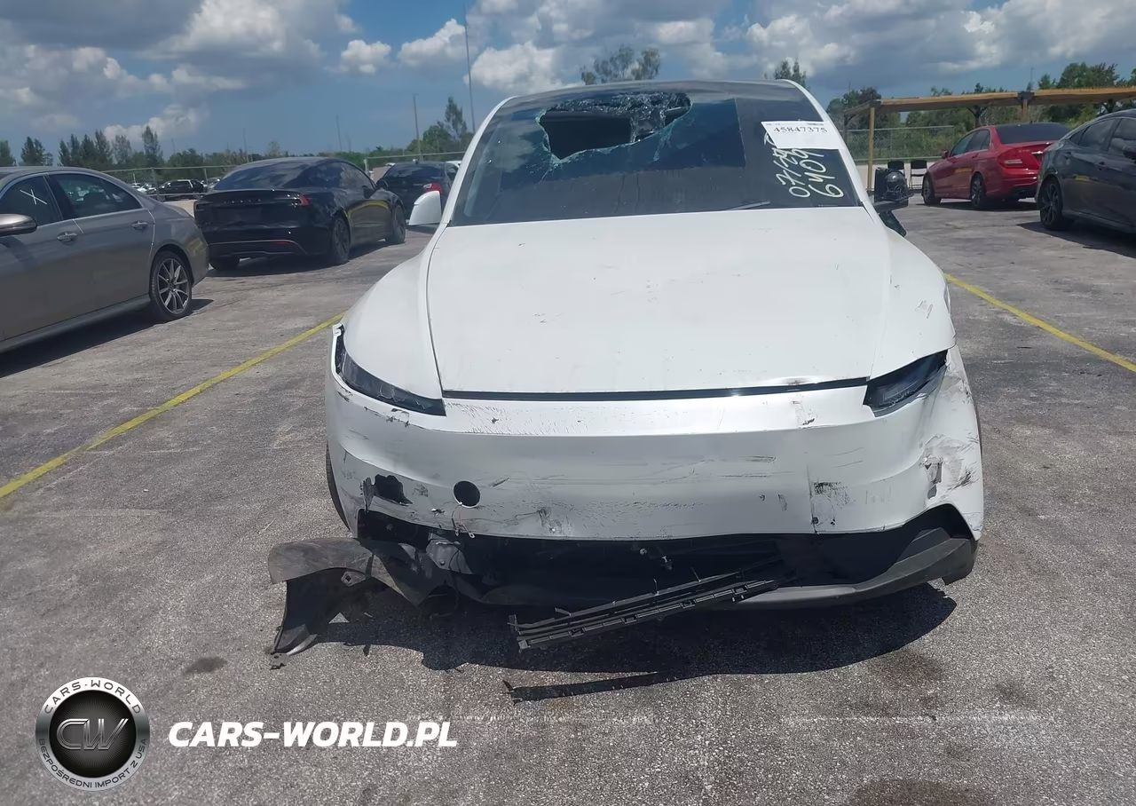 2026 Tesla Model Y All-Wheel Drive-Long Range Launch Series-Premium All-Wheel Drive VIN:7SAYGDEE9TA640997 - 11