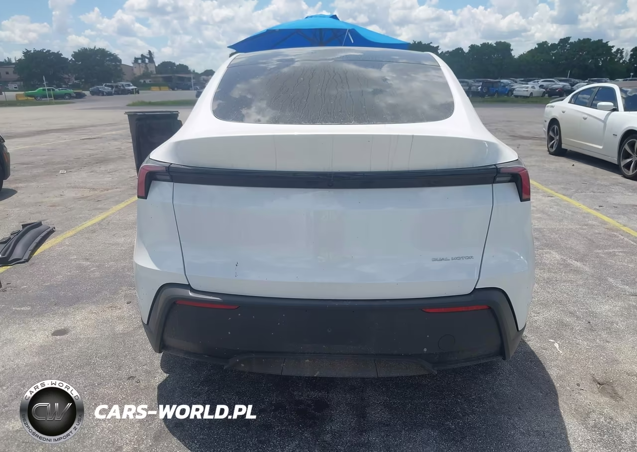 2026 Tesla Model Y All-Wheel Drive-Long Range Launch Series-Premium All-Wheel Drive VIN:7SAYGDEE9TA640997 - 15