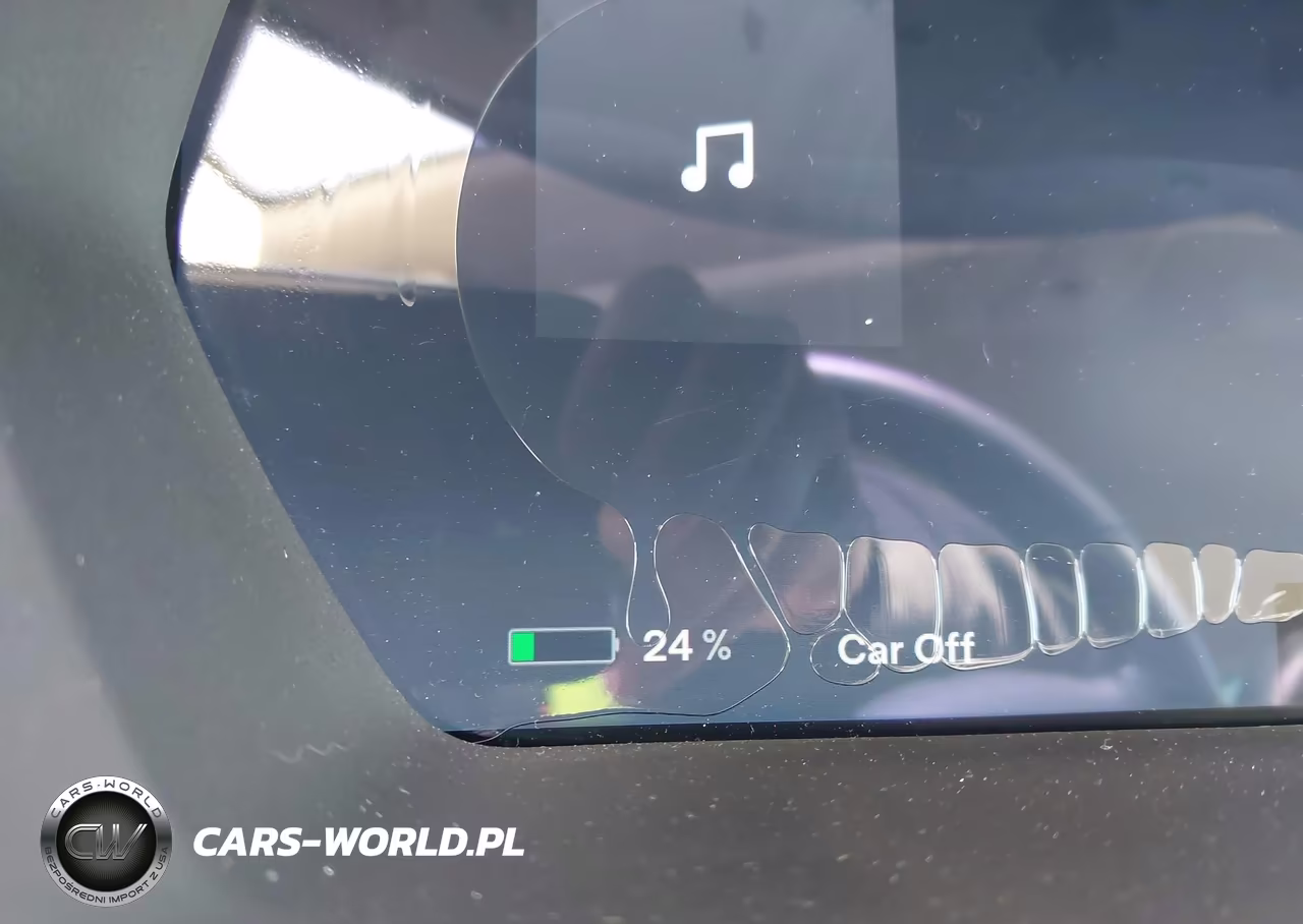 2013 Tesla Model S VIN:5YJSA1AG9DFP13414 - 17