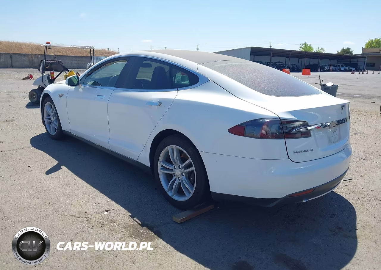 2013 Tesla Model S VIN:5YJSA1AG9DFP13414 - 3