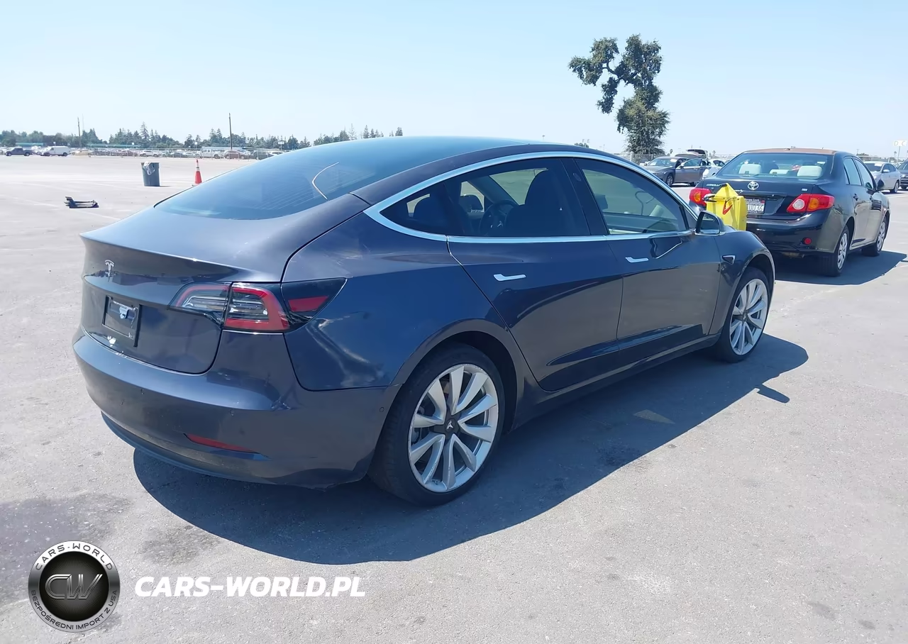 2018 Tesla Model 3 VIN:5YJ3E1EA9JF023916 - 4