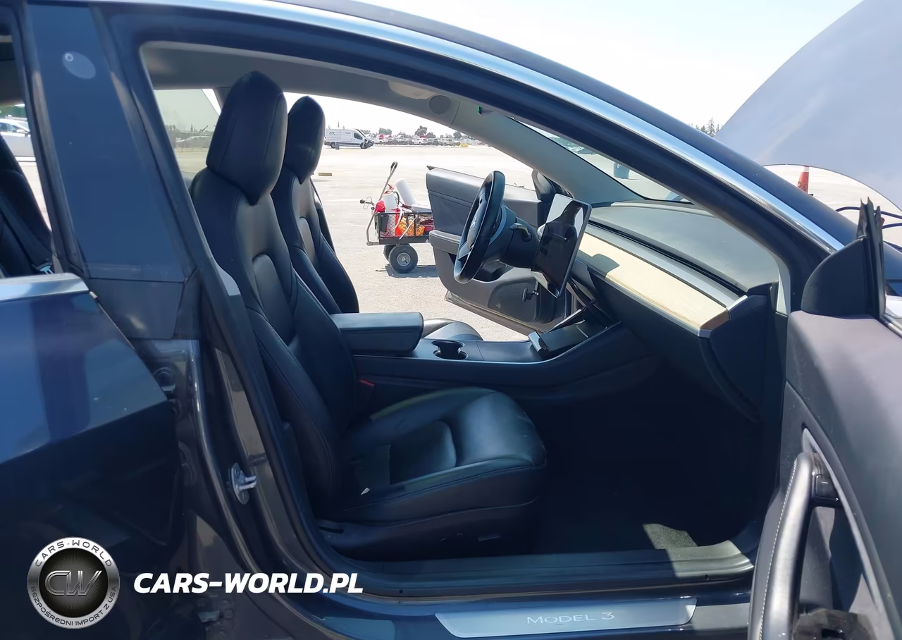 2018 Tesla Model 3 VIN:5YJ3E1EA9JF023916 - 5