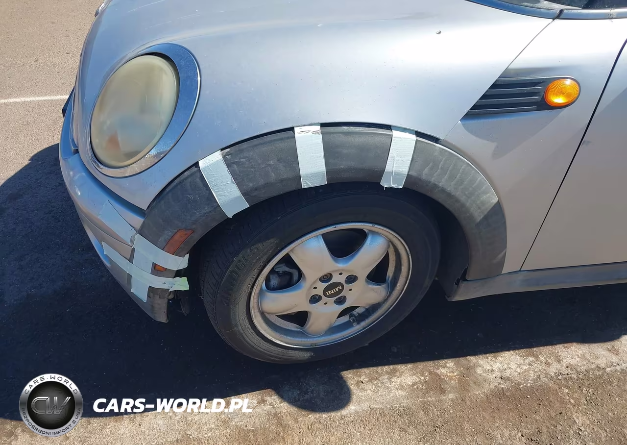 2007 Mini Cooper VIN:WMWMF33517TT57525 - 6