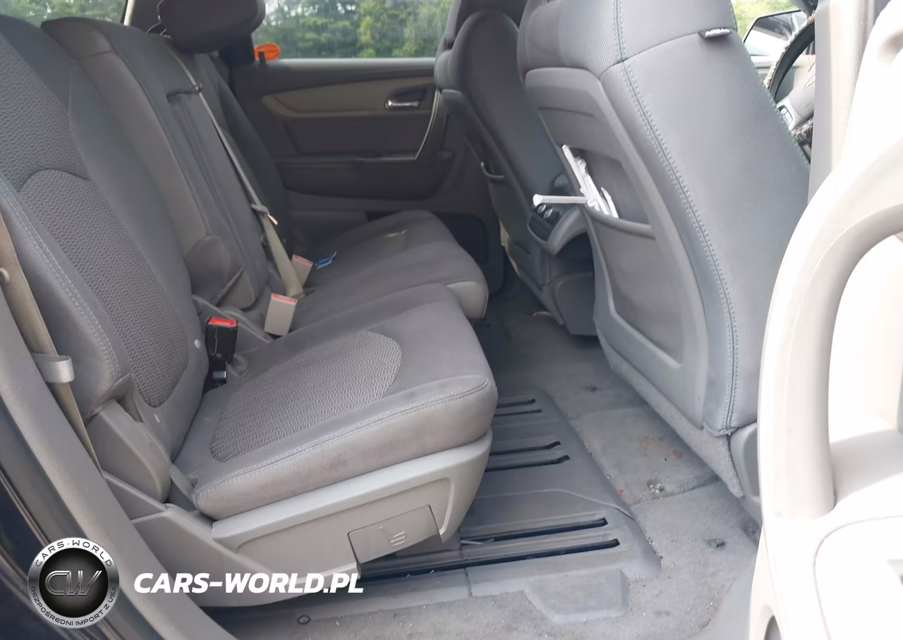 2017 Chevrolet Traverse Ls VIN:1GNKRFED8HJ140095 - 8