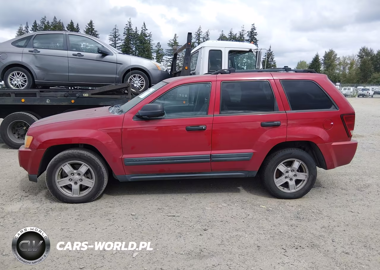 2005 Jeep Grand Cherokee Laredo VIN:1J4GR48K85C504216 - 15