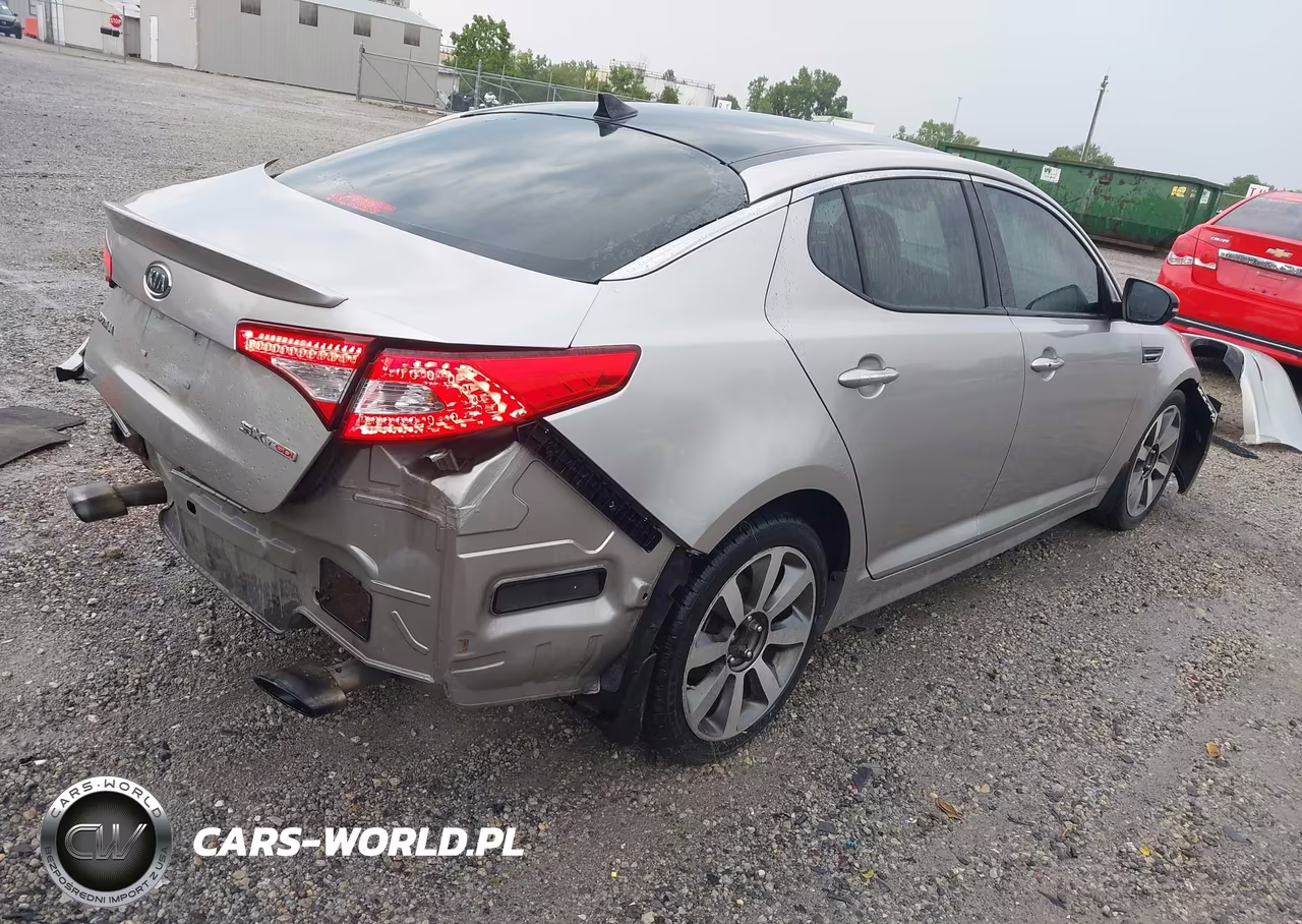 2012 Kia Optima Sx VIN:5XXGR4A62CG066969 - 4
