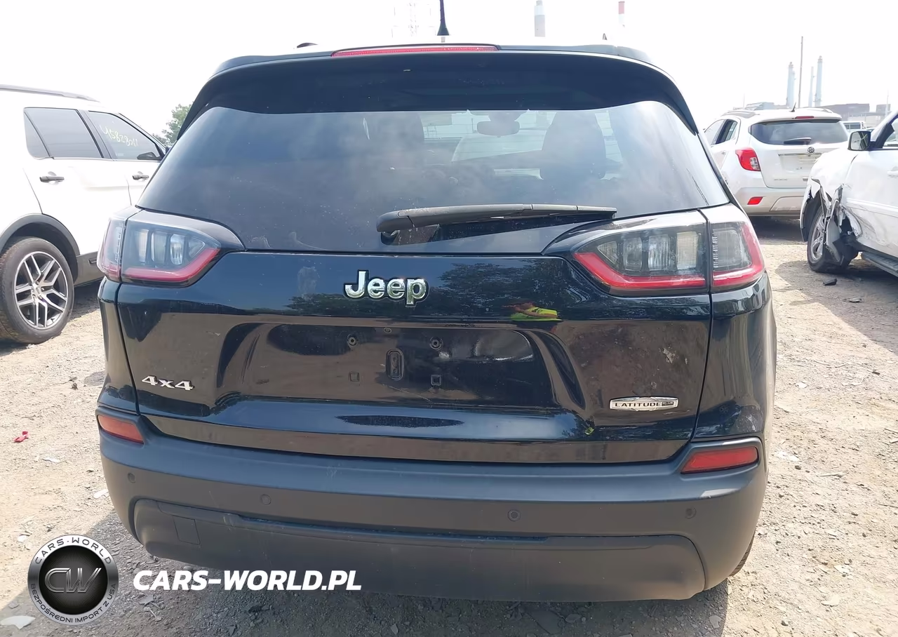 2021 Jeep Cherokee Latitude Plus 4X4 VIN:1C4PJMLB8MD115573 - 16