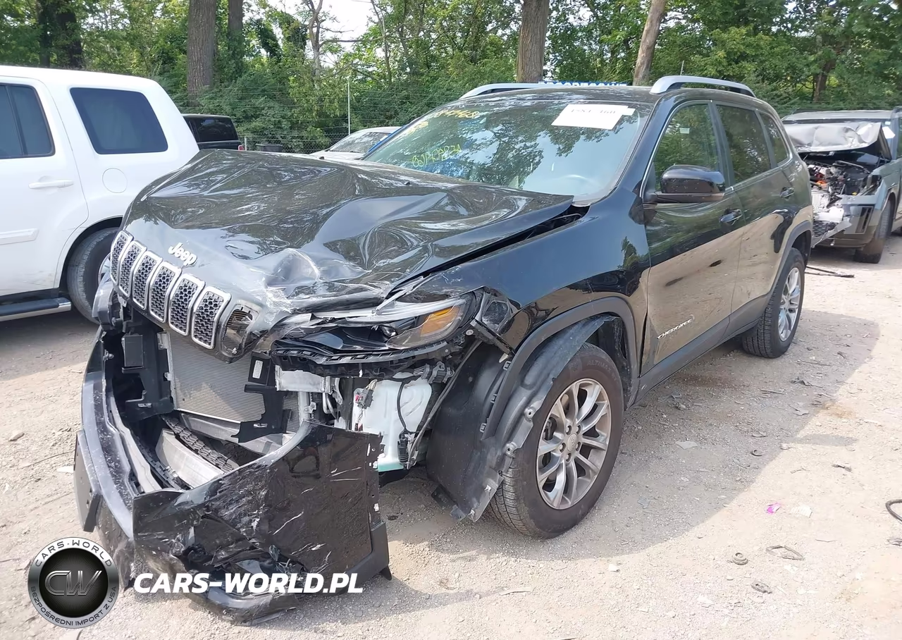2021 Jeep Cherokee Latitude Plus 4X4 VIN:1C4PJMLB8MD115573 - 2