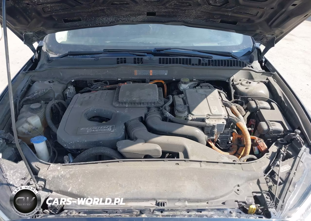 2020 Ford Fusion Plug-In Hybrid Titanium VIN:3FA6P0SU9LR156649 - 10