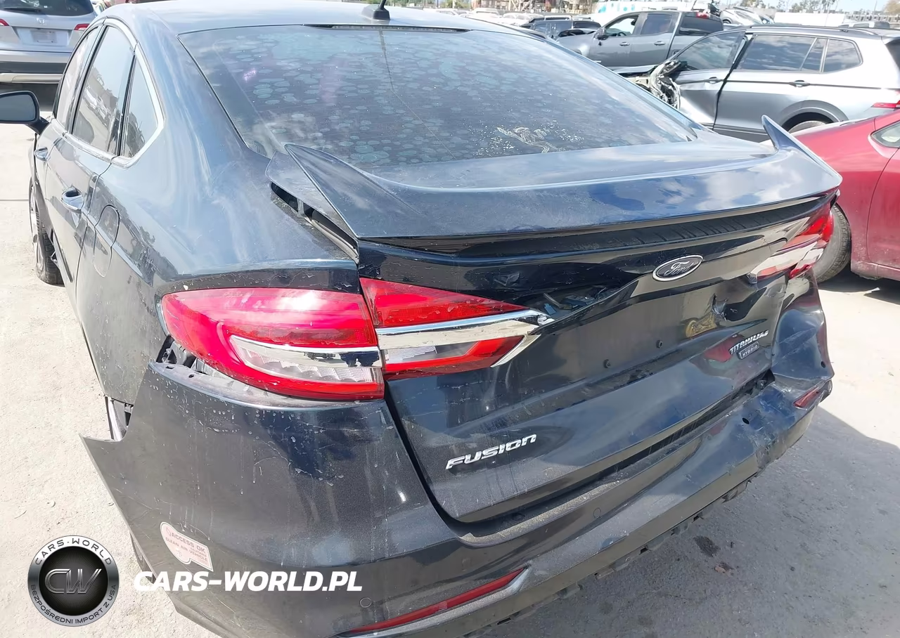 2020 Ford Fusion Plug-In Hybrid Titanium VIN:3FA6P0SU9LR156649 - 6