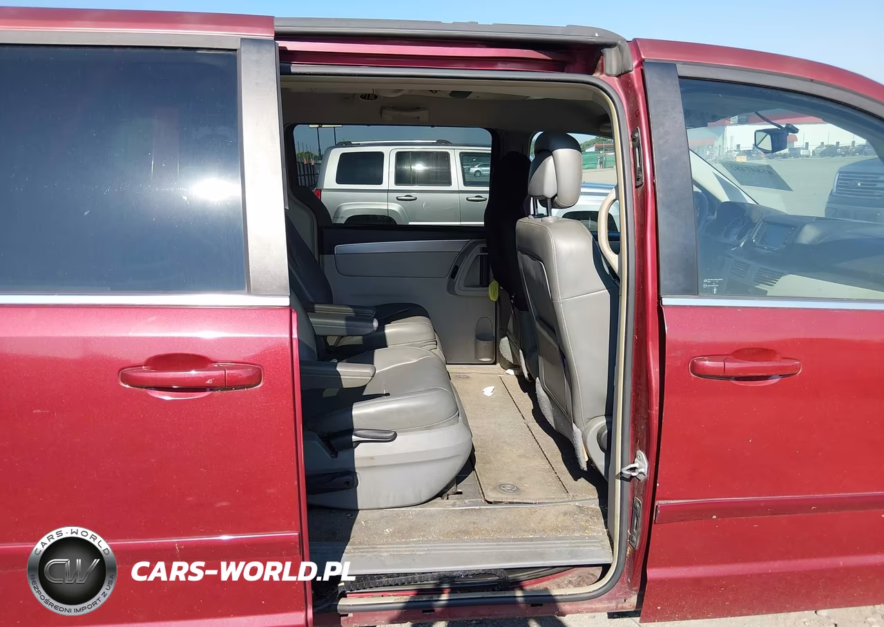 2012 Volkswagen Routan Se VIN:2C4RVABG6CR136121 - 8
