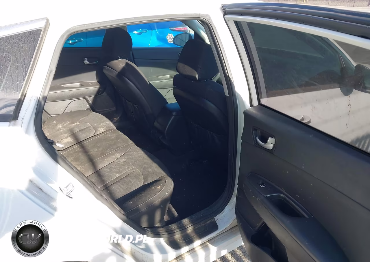 2018 Kia Optima Lx VIN:5XXGT4L35JG269467 - 8