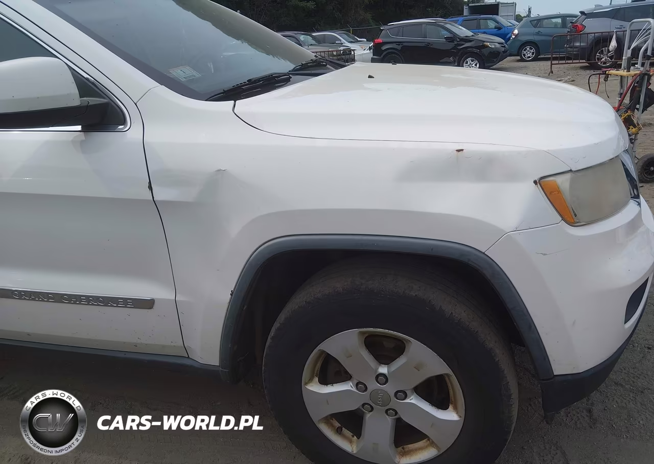 2012 Jeep Grand Cherokee Laredo VIN:1C4RJFAG2CC163996 - 6