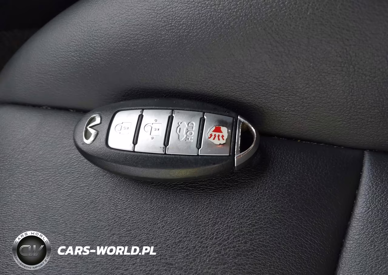 2015 Infiniti Q50 VIN:JN1BV7AR6FM415716 - 11