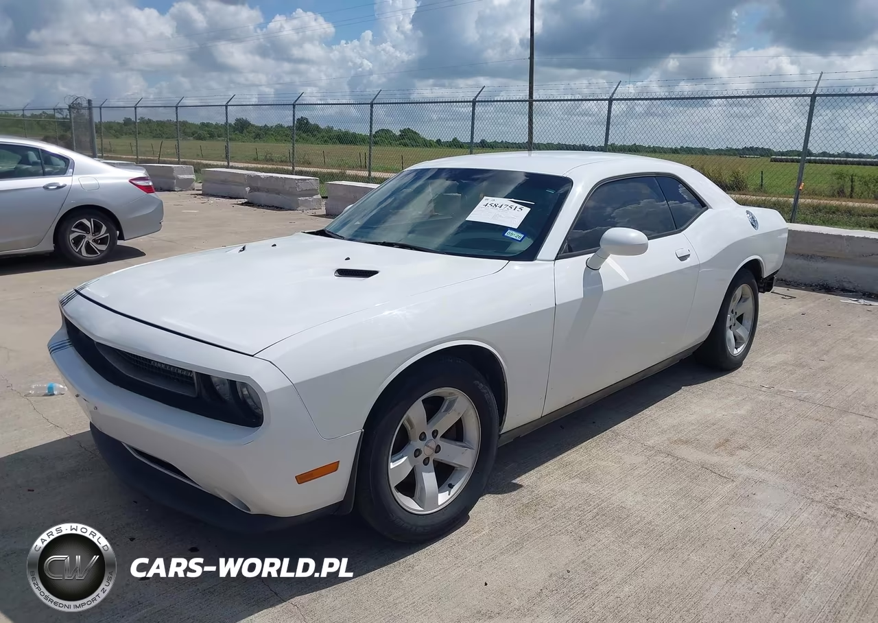 2013 Dodge Challenger Sxt VIN:2C3CDYAG5DH700467 - 2