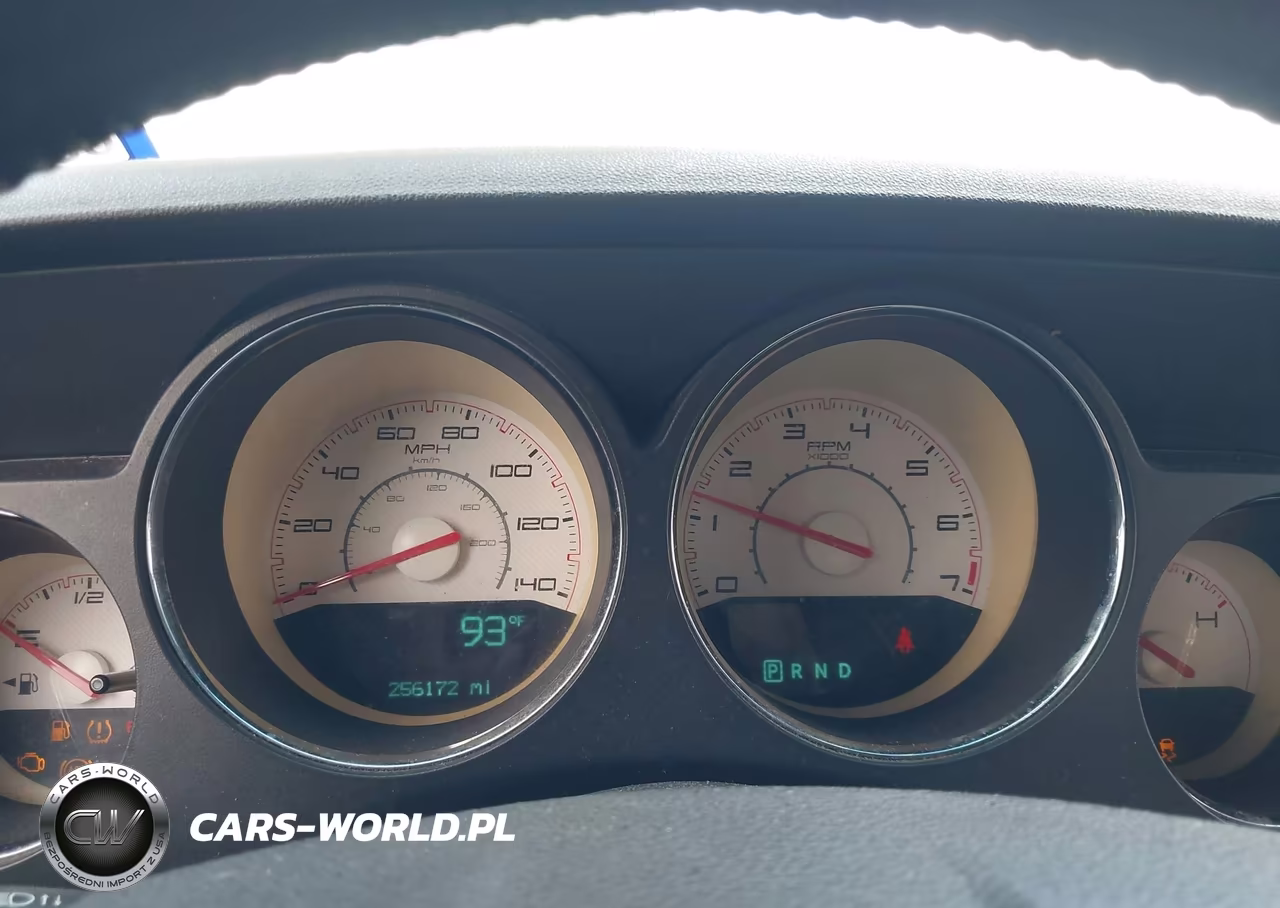 2013 Dodge Challenger Sxt VIN:2C3CDYAG5DH700467 - 7