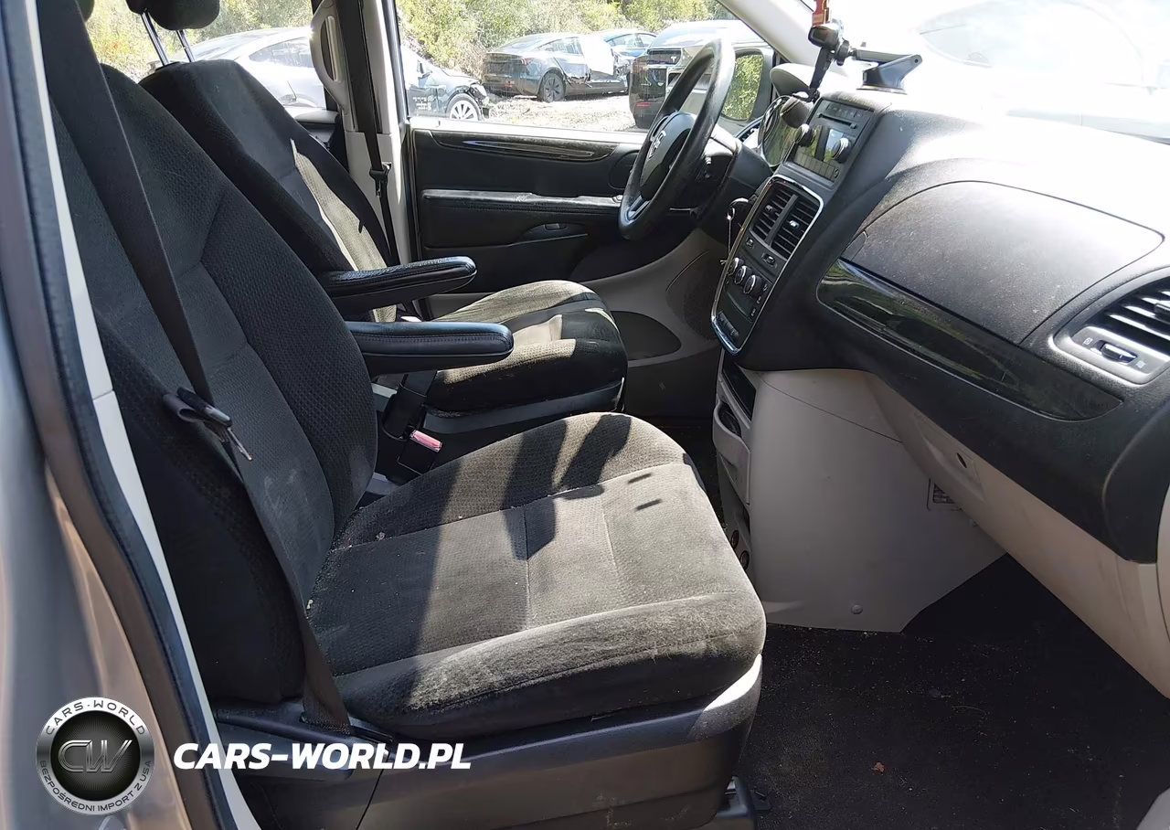 2015 Dodge Grand Caravan American Value Pkg VIN:2C4RDGBG0FR737311 - 5