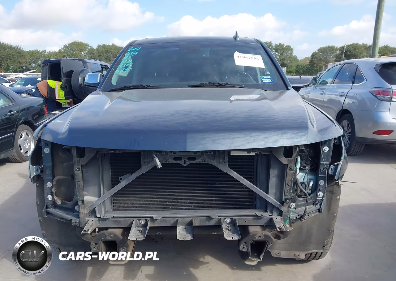 2019 Chevrolet Suburban Lt VIN:1GNSKHKC0KR313368 - 13
