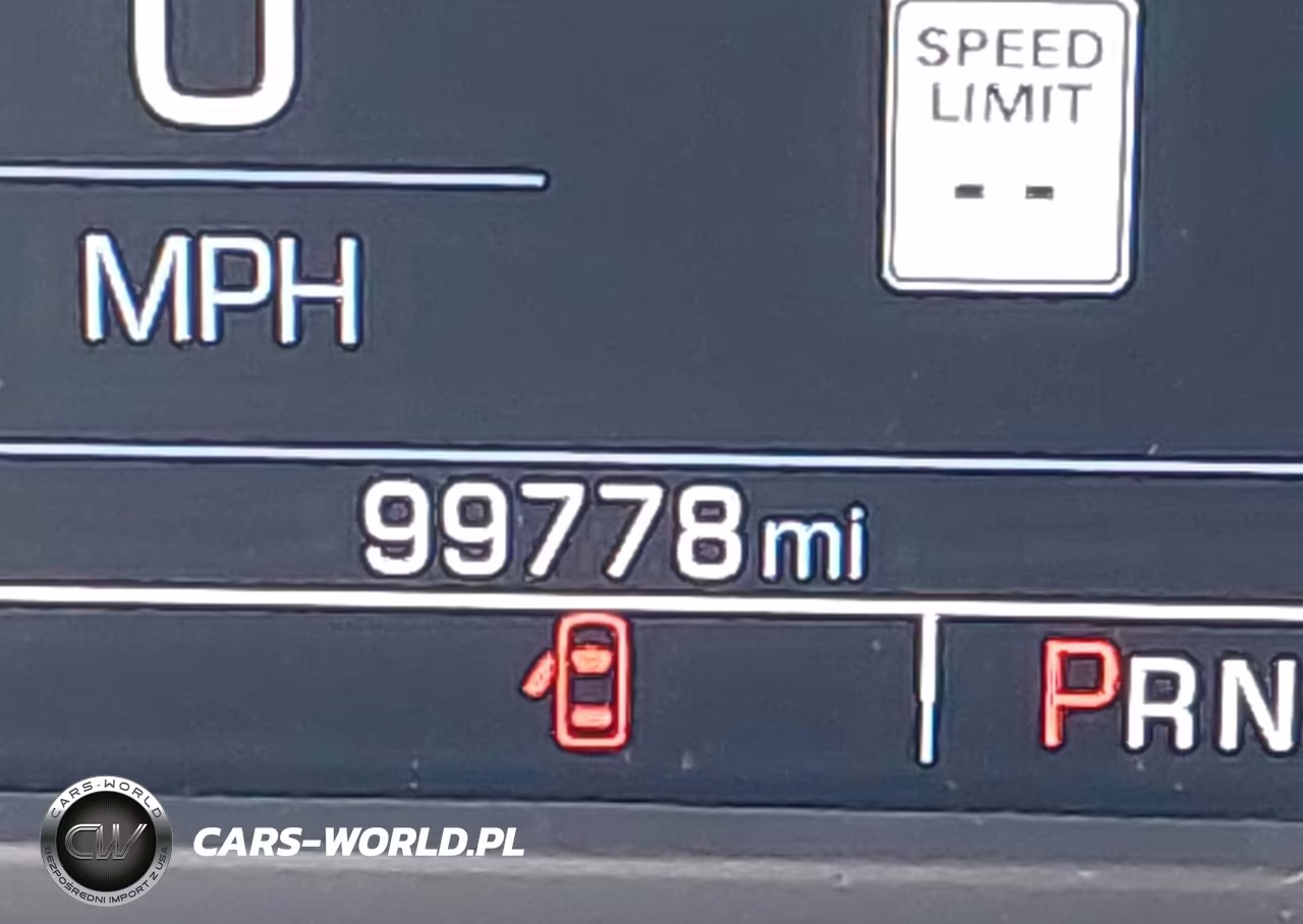 2019 Chevrolet Suburban Lt VIN:1GNSKHKC0KR313368 - 16